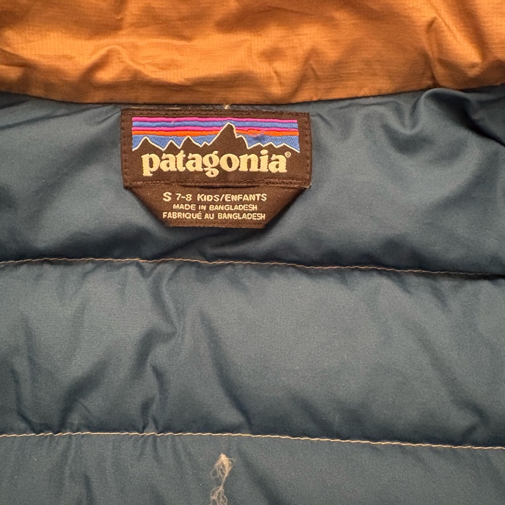 Patagonia Kids' Down Sweater Jacket - Picture 2 of 4